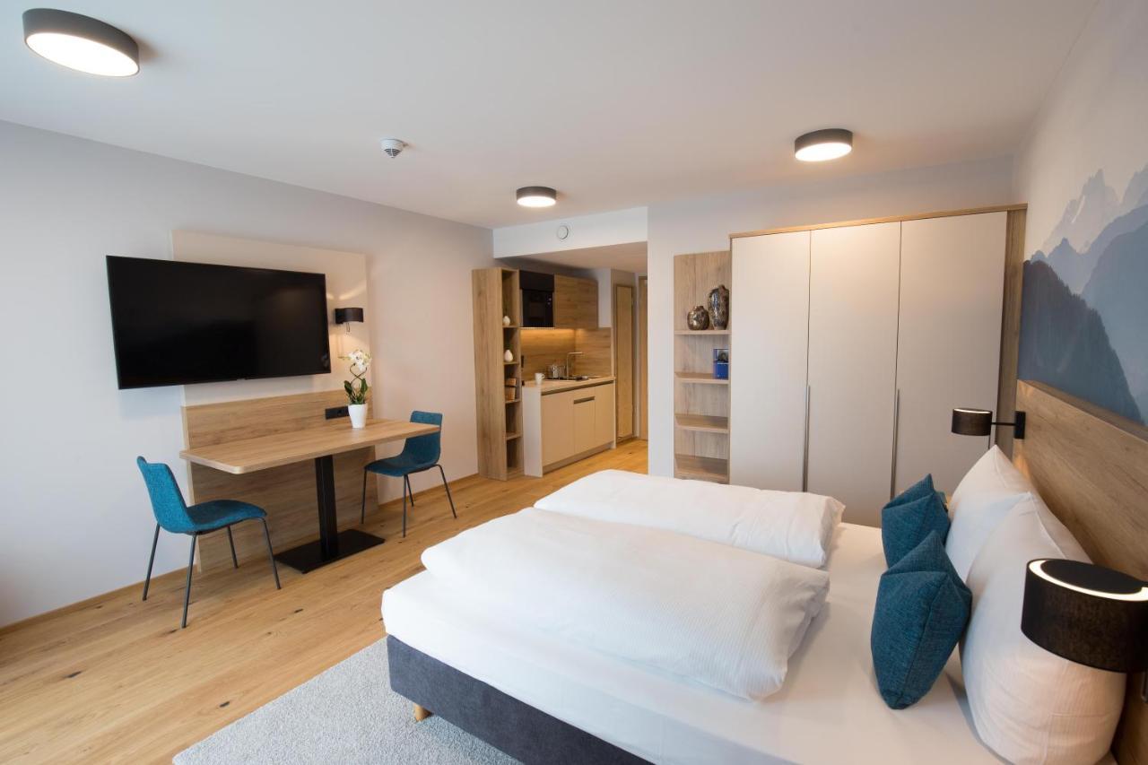 Leo Apartments Мисбах Экстерьер фото